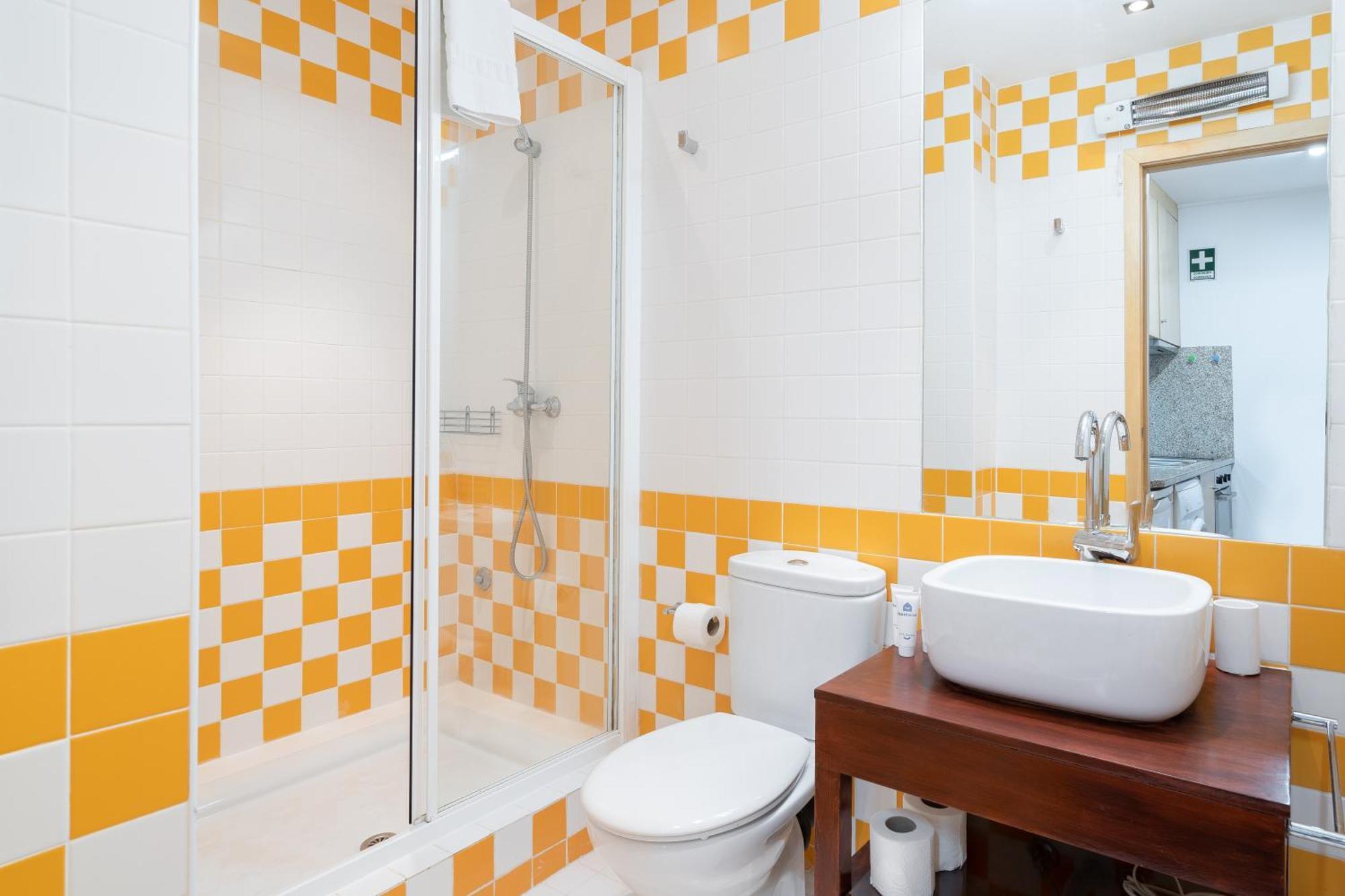Host Wise - Modern Studios With Terrace - Walk Everywhere Porto Cameră foto